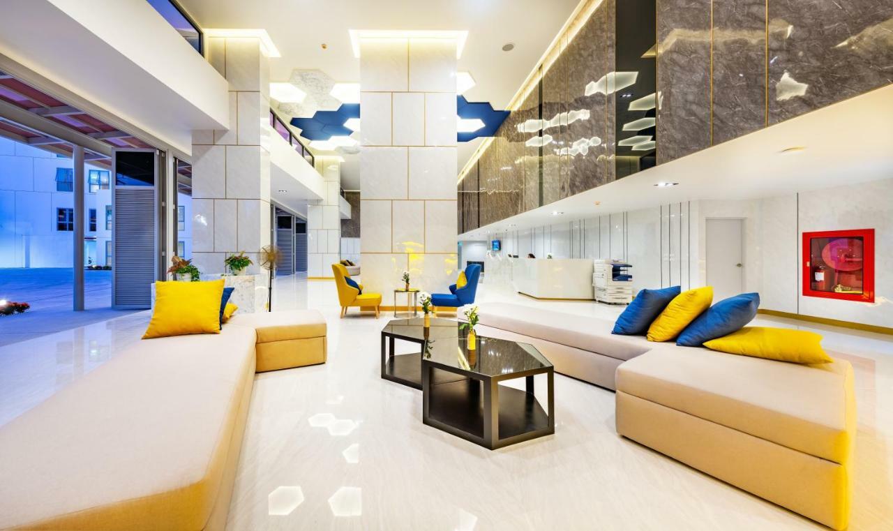 Beehive Boutique Hotel Пхукет Экстерьер фото