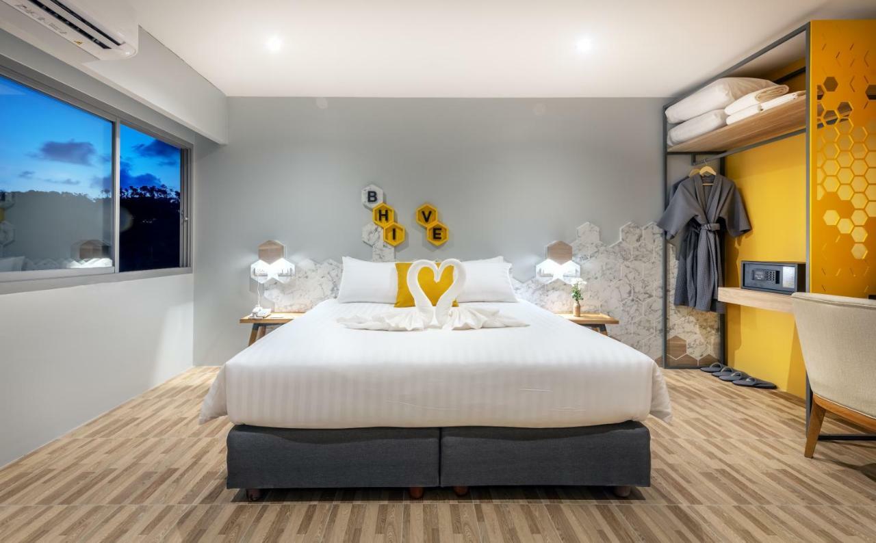 Beehive Boutique Hotel Пхукет Экстерьер фото