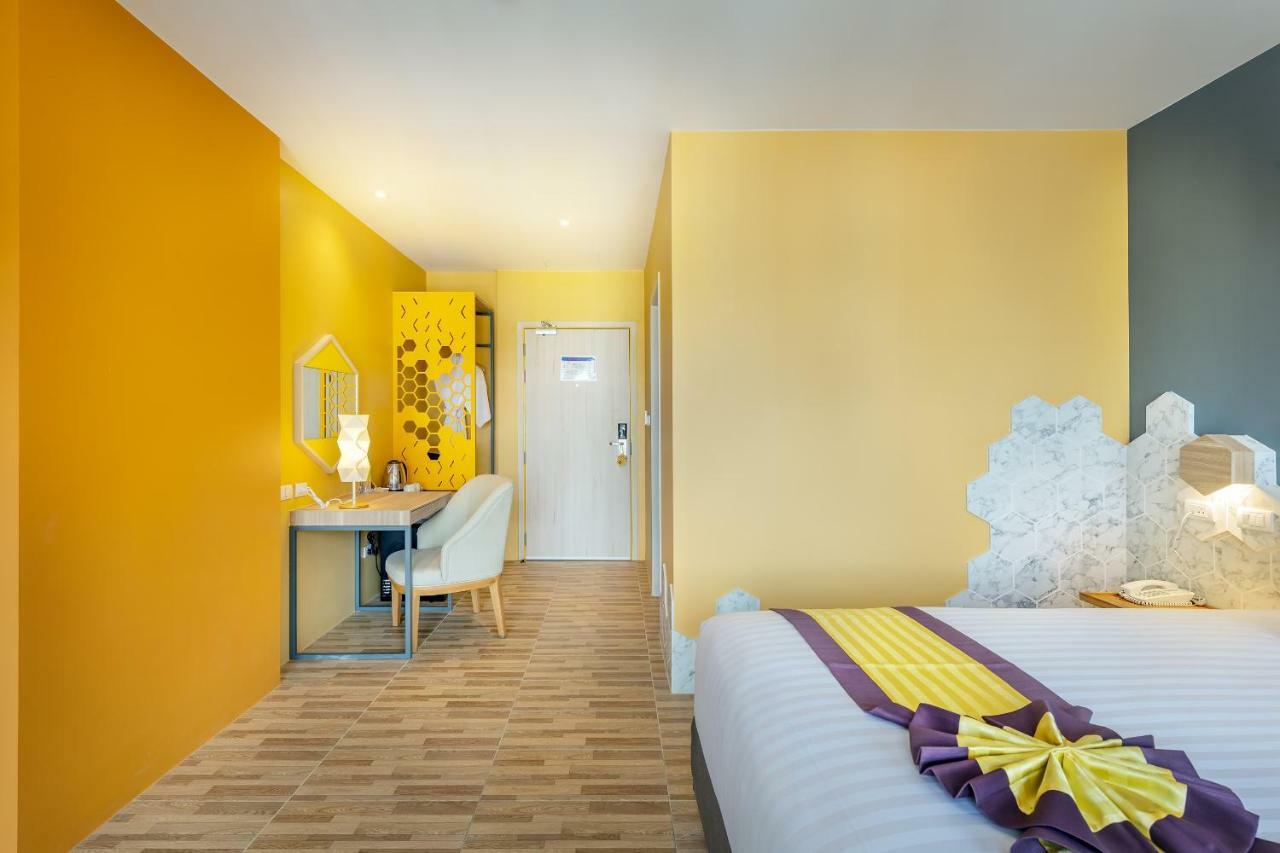 Beehive Boutique Hotel Пхукет Экстерьер фото